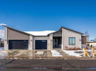 3900 Mount Hayden Drive, Montrose, CO 81403