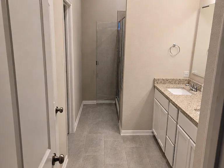 3212 Risinger Rd — Photo 30
