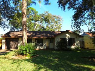 58 Caladium Ct, Lake Jackson, TX 77566