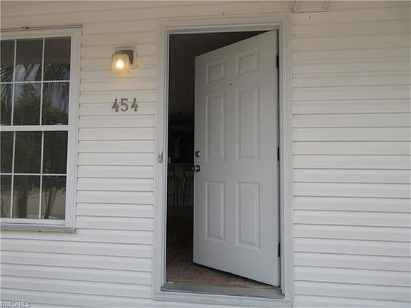 5th image of 454 Leawood Cir
