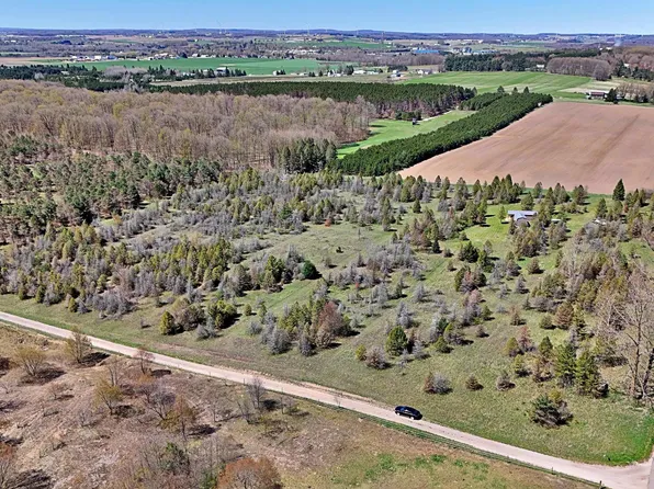 4479 W Geers Rd, Mc Bain, MI 49657