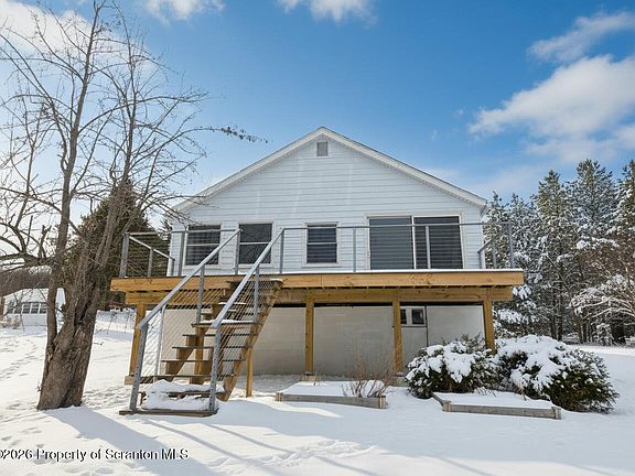 2nd image of 915 Sugar Hollow Rd