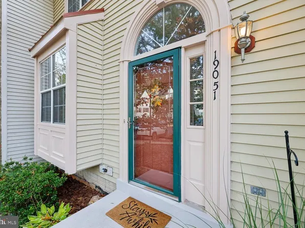 19051 Highstream Dr, Germantown, MD 20874