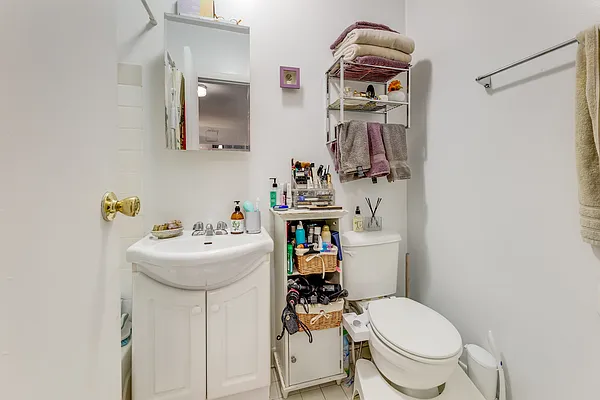 Rented by Blackwater Associates Inc. | media 18