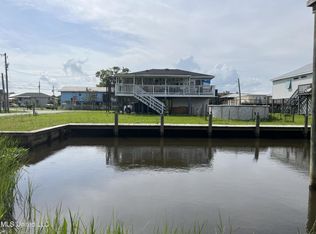 800 Chapman Rd, Bay Saint Louis, MS 39520