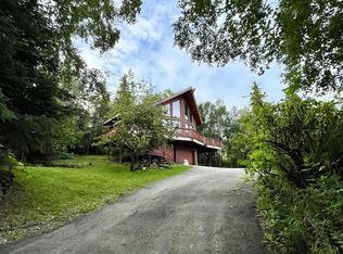 9841 Grover Dr, Anchorage, AK 99507