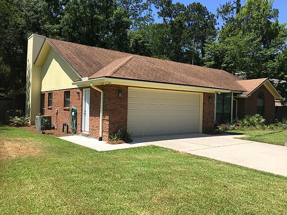 4th image of 3818 Habersham Forest Dr