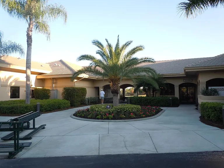 Naples Heritage Club Entrance