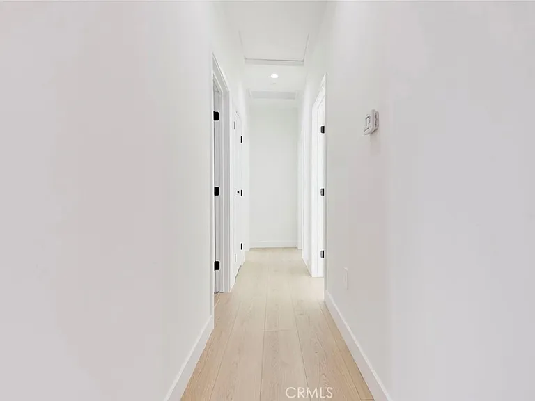 2242 N Keystone St — Photo 14