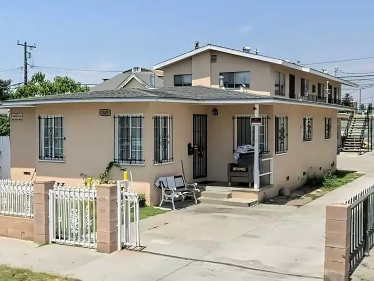 345 E Louise St — Photo 1