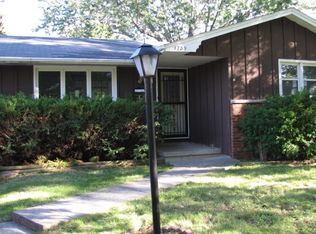 1709 11th Ave, Green Bay, WI 54304