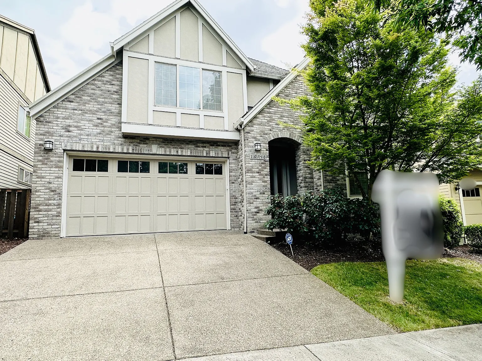 4 bed, 2498 sqft, $3,445 — Photo 1