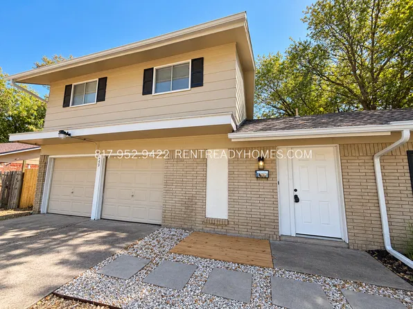413 Deer Creek Rd, Everman, TX 76140