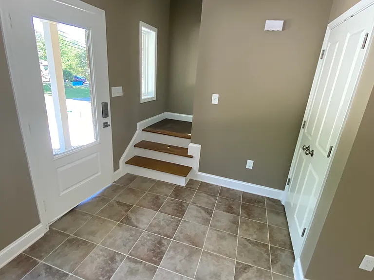 2342 Robinson Rd — Photo 6