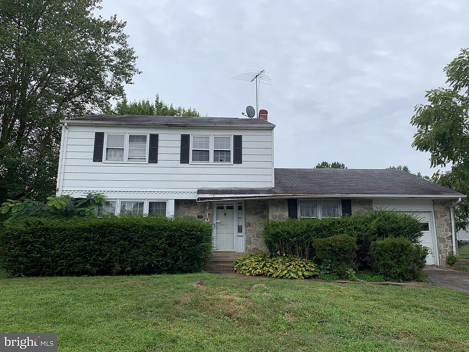 1st image of 115 Dunbarton Dr