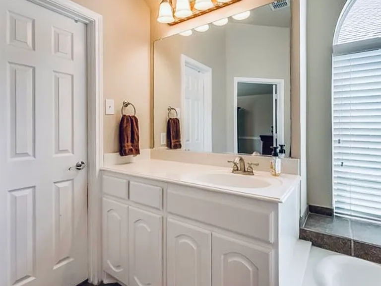 11724 Wild Pear Ln — Photo 11