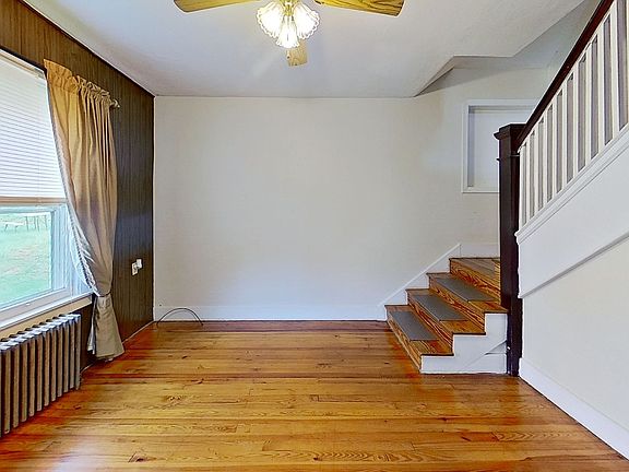 4th image of 2981 Glen Rock Rd