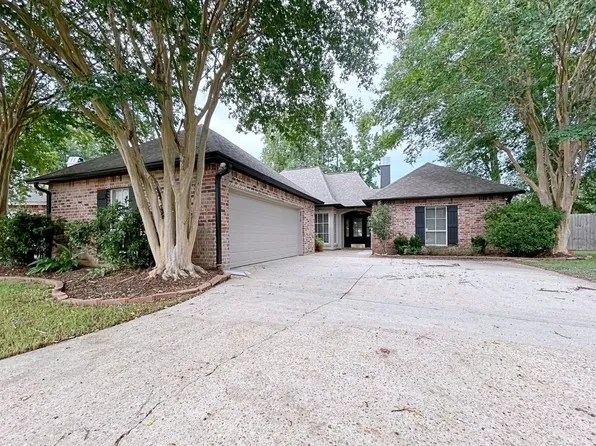 3919 Meadow Ridge Dr, Baton Rouge, LA 70817
