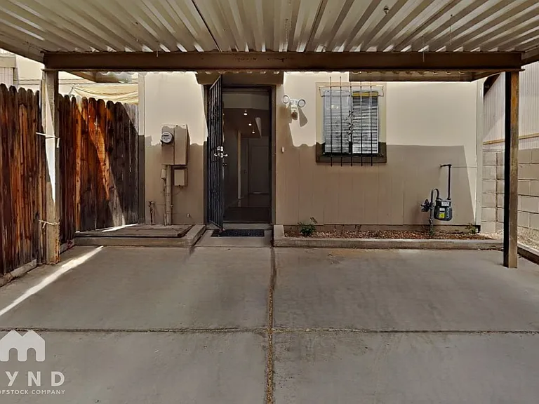 2747 N Pacific Dr — Photo 17