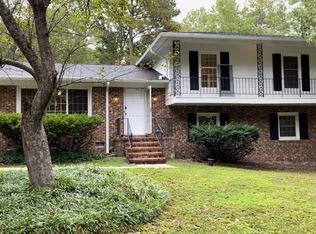 419 Sharon Rd, Chapel Hill, NC 27517