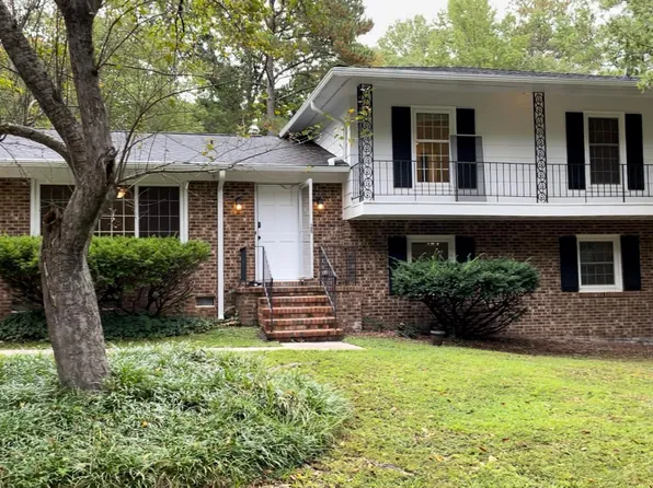 419 Sharon Rd, Chapel Hill, NC 27517