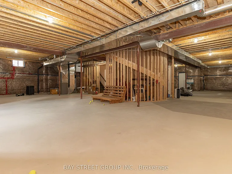 67 Nave St — Photo 38