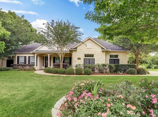 5603 Westerdale Dr, Weston Lakes, TX 77441