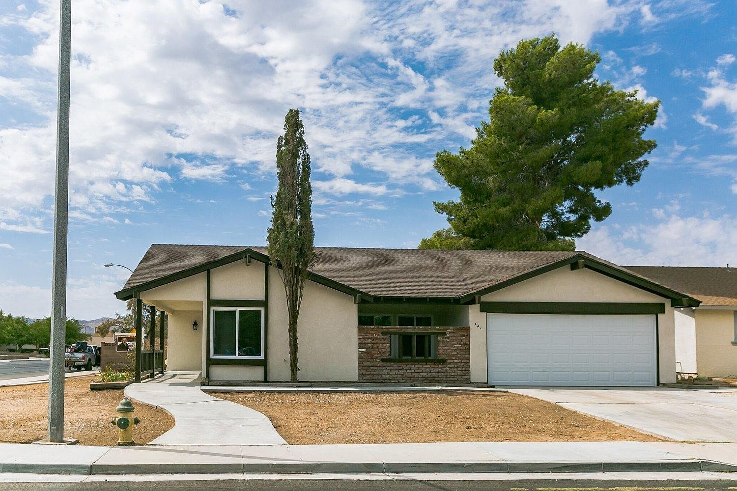 441 Debra Ln Ridgecrest Ca 93555 Mls 21006887 Zillow