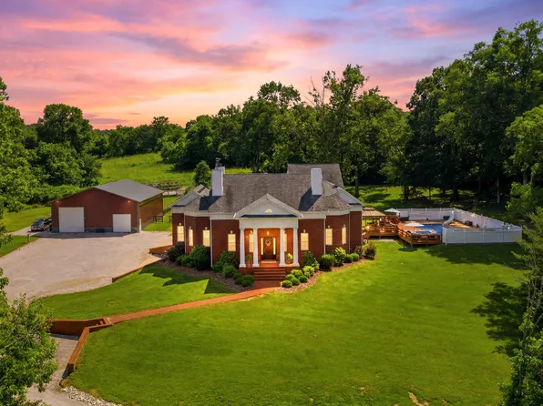 1725 Onan Bend Rd, Frankfort, KY 40601