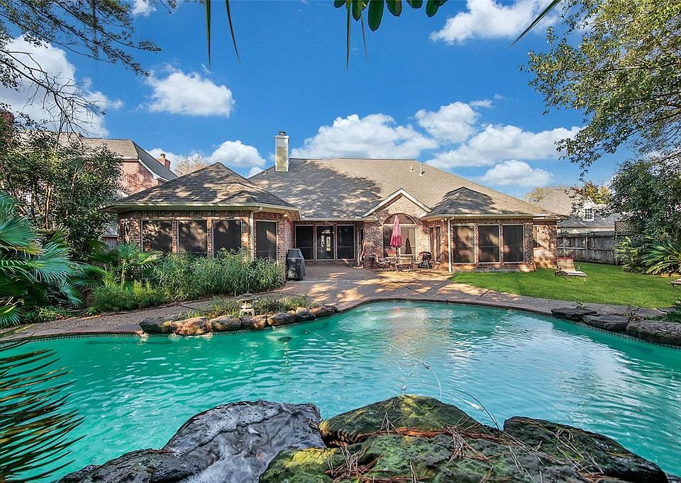 1st image of 2027 Pecan Trail Dr