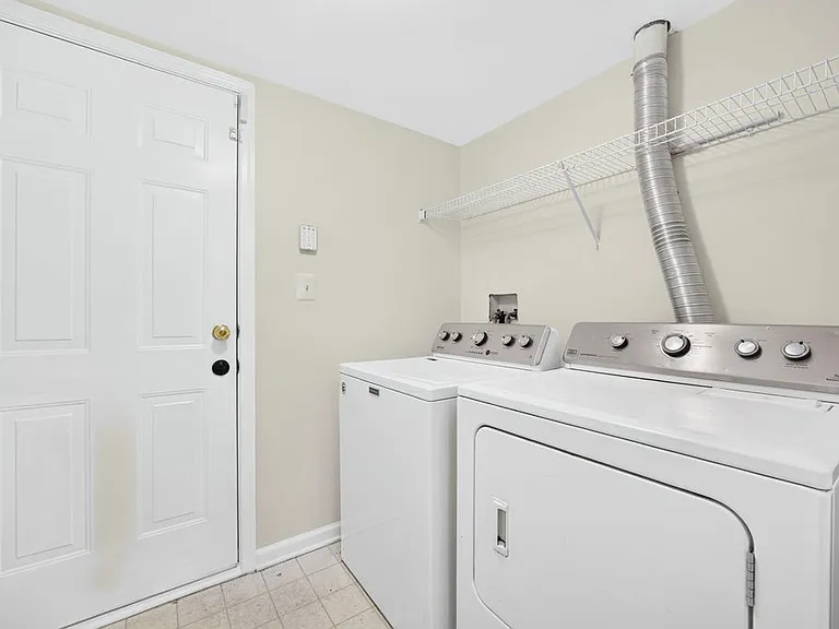 21121 Camomile Ct — Photo 17