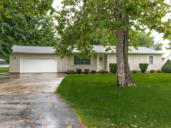 401 N West St, Odell, IL 60460