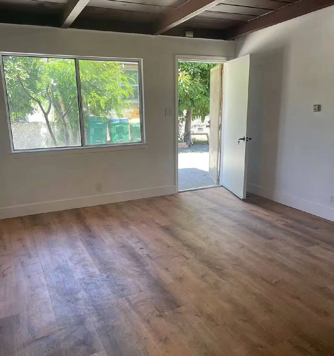2019 S California St — Photo 2