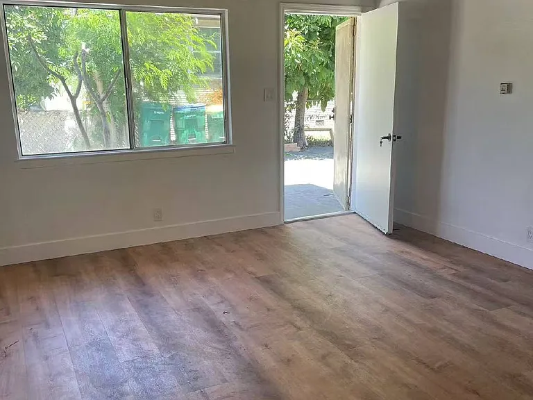 2019 S California St #2021 — Photo 2
