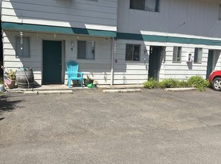 118 S 53rd St #14, Springfield, OR 97478