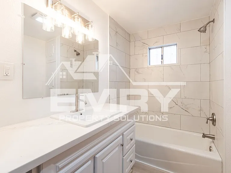 6221 Fishburn Ave — Photo 29