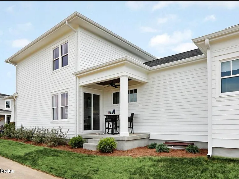 6409 Passionflower Dr — Photo 20