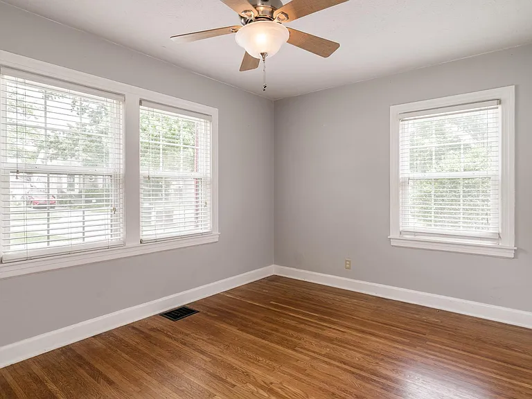 4204 Winchester Rd — Photo 10
