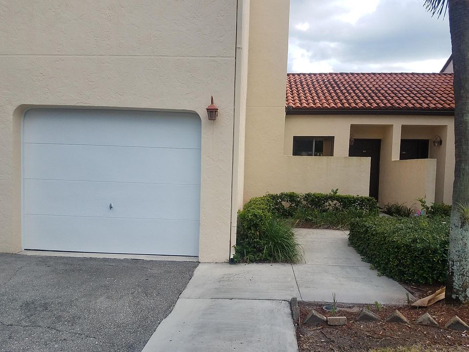 1st image of 6 Vía De Casas Sur