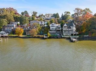 31 Wayne Ave, Verplanck, NY 10596