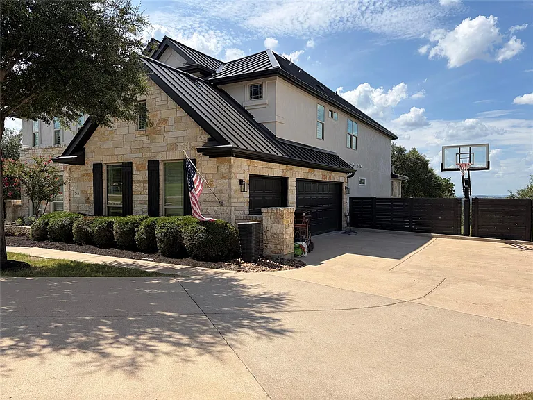 7801 Aria Loop — Photo 40