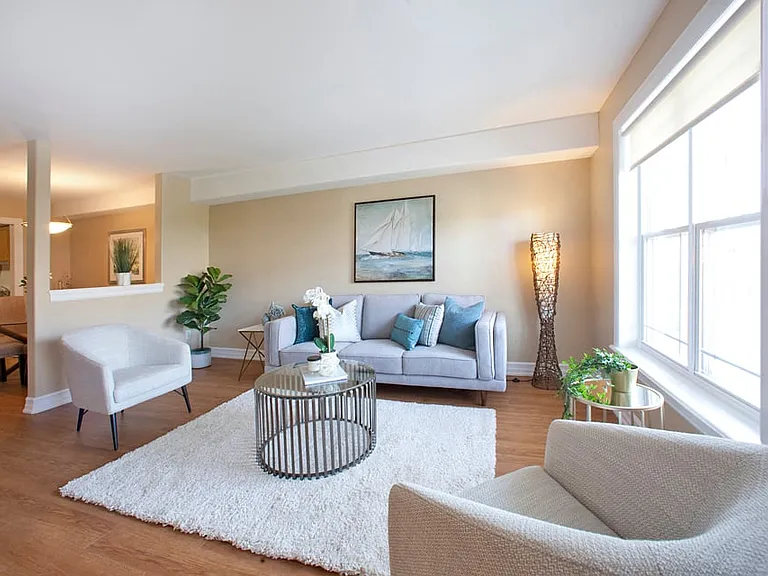 144 Baker Dr — Photo 2