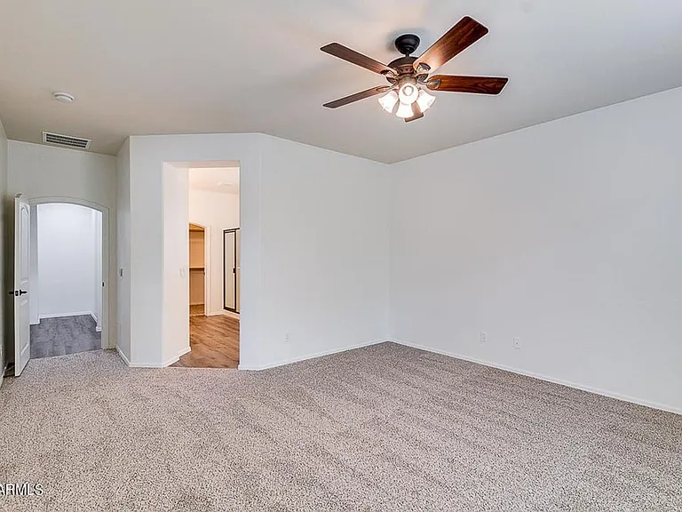 122 W Aster Dr — Photo 21