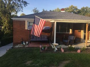 3333 Recker Dr, Pittsburgh, PA 15227