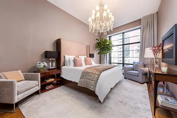 Sold by Douglas Elliman | media 18