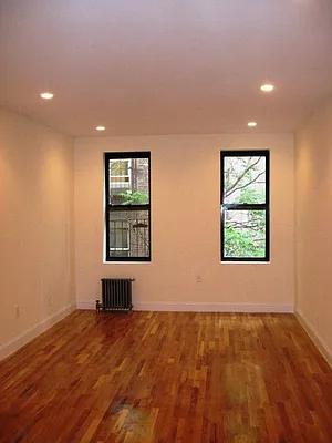 Rented by PMG Real Estate  | media 31