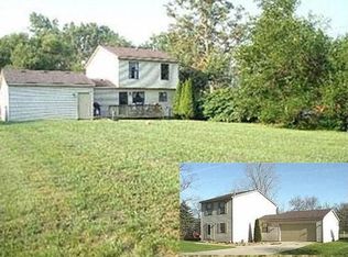 968 Dunreath Rd, Wolverine Lake, MI 48390