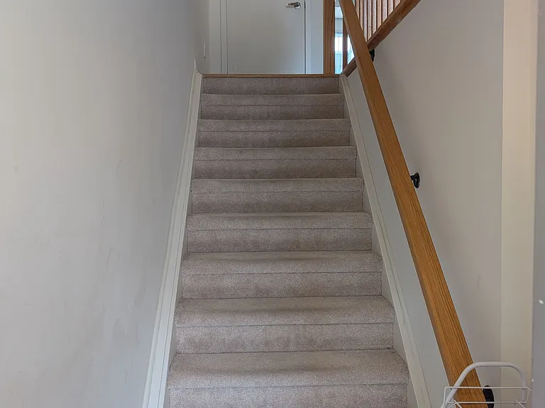 60 Orchid Place Dr #15 — Photo 2