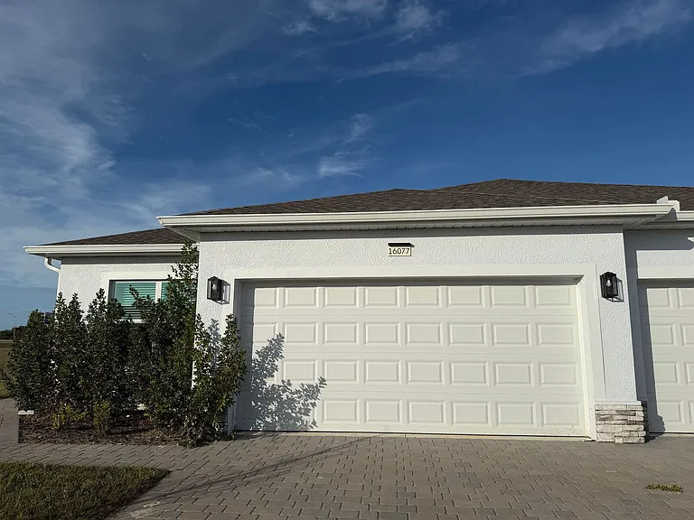 16077 Badalona Dr — Photo 34