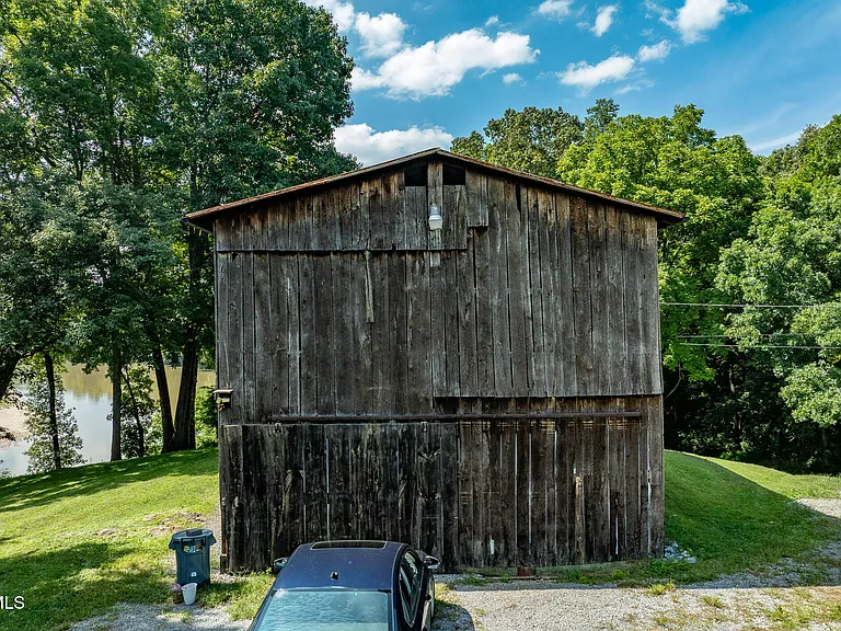 7090 Old Asheville Hwy — Photo 48